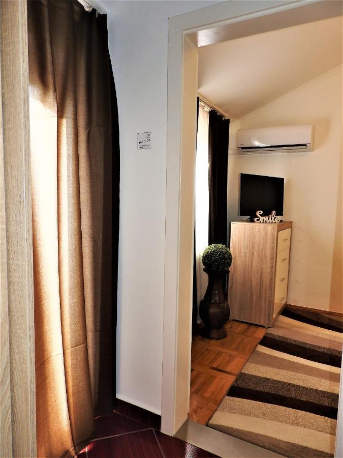 Lena Apartman - Eger Exteriör bild