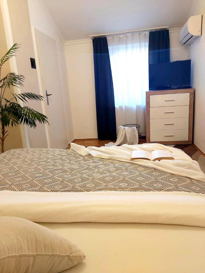 Lena Apartman - Eger Exteriör bild