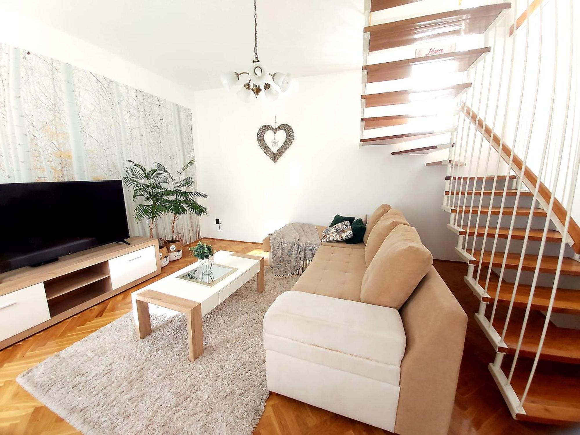 Lena Apartman - Eger Exteriör bild